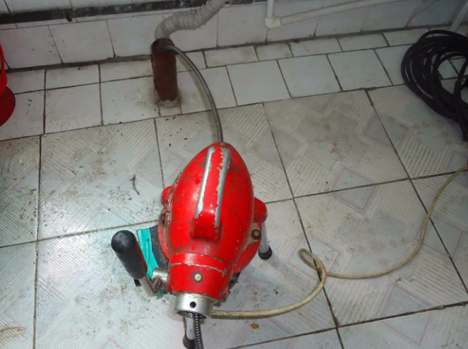 泸定下水道疏通