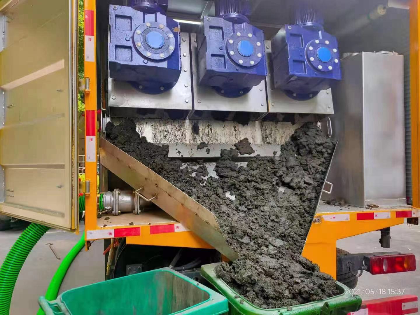 泸定化粪池清掏城市维护站-泥浆净化干湿分离处理